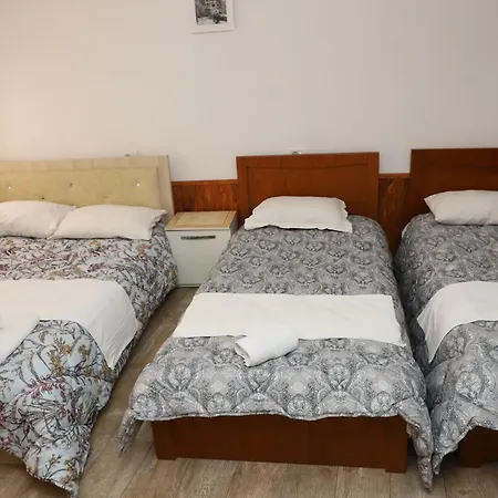 Apartament Elvi Aerd *